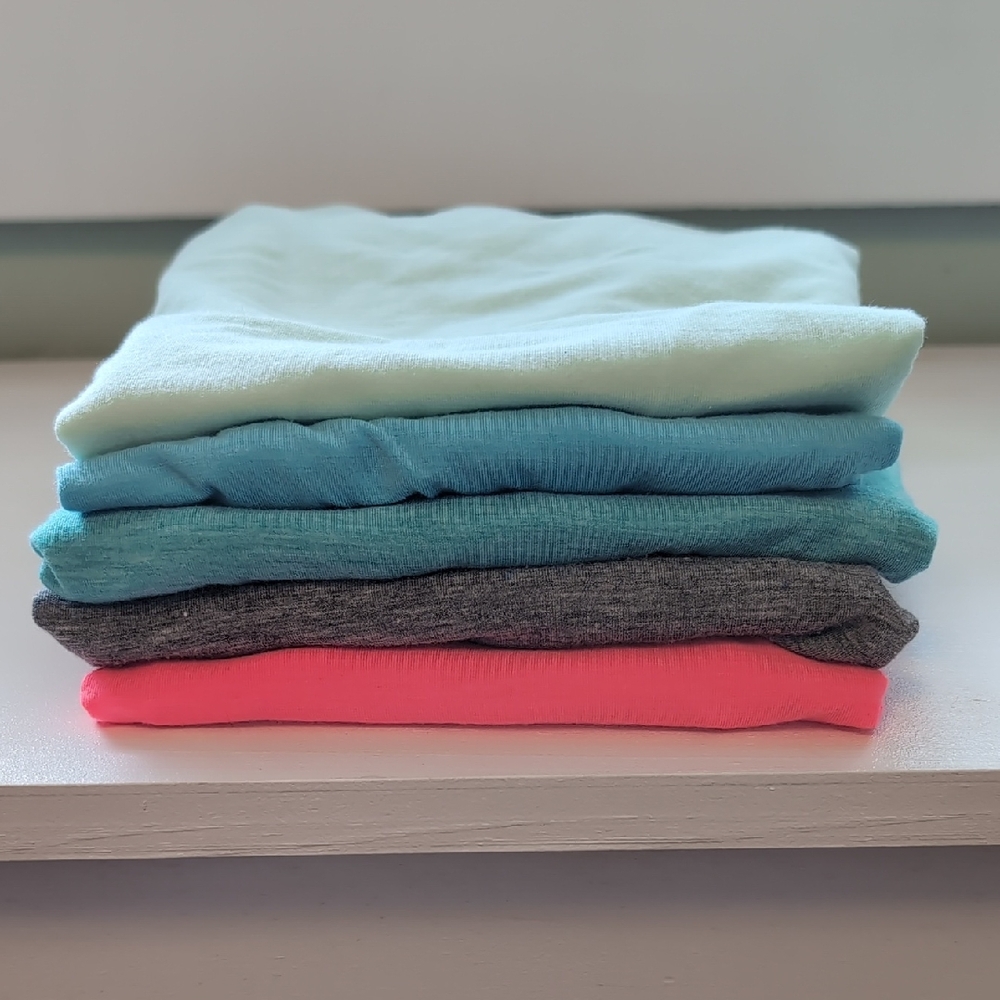 Bundle of Five GapFit Breathe Racer-back Athletic Tank Tops, Size Small